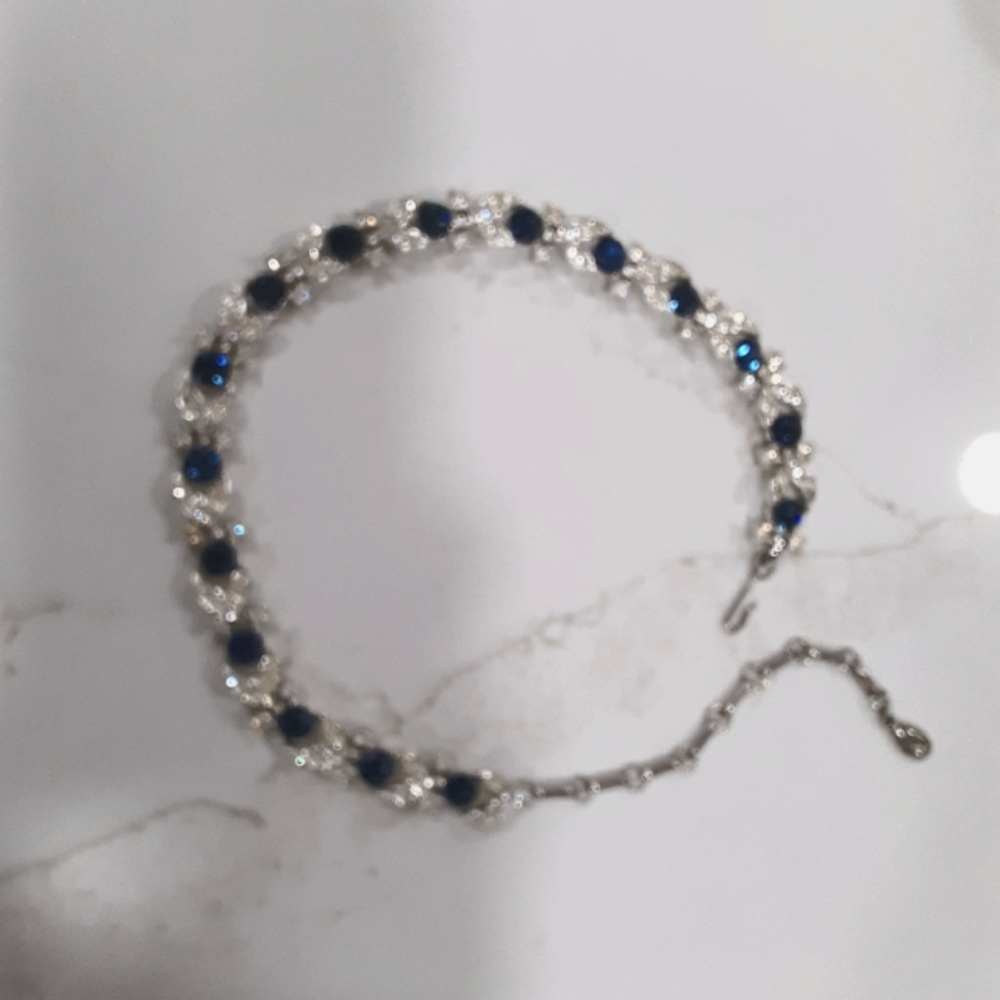 Vintage Wiess Blue And White Stone Necklace.